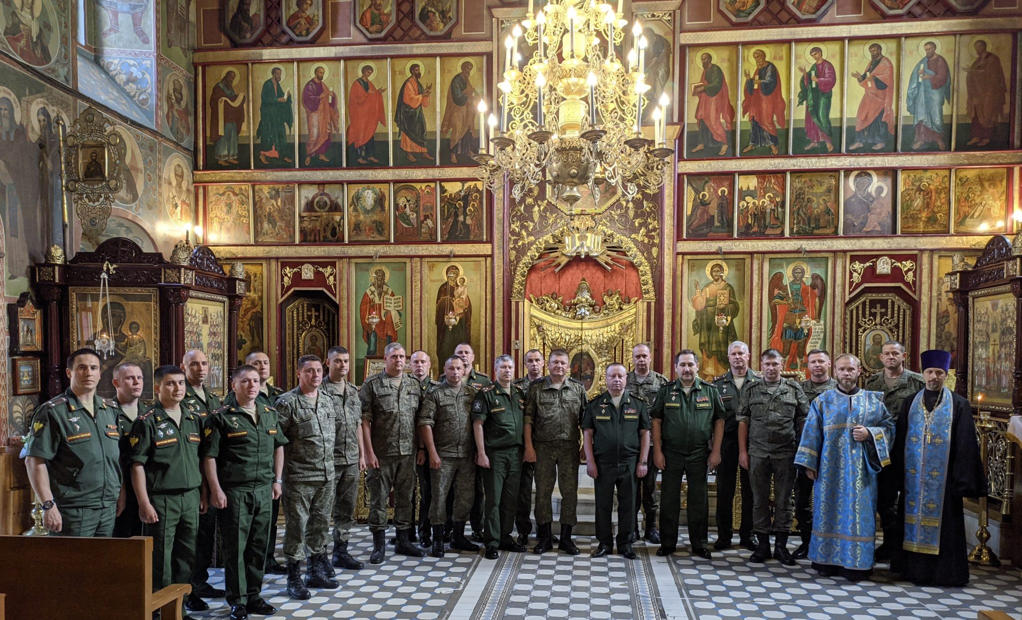 Храм воинов краснодар. Посещение военнослужащими храмов. Посещение храмов солдатами. Посещение церкви благодарственные молебны. 30 Лет казачьей охраны Свято-Данилова монастыря.